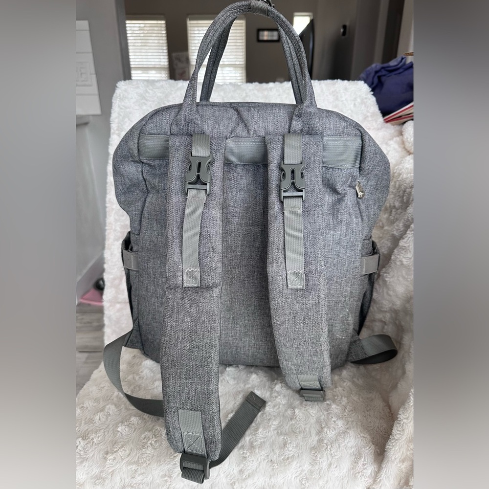 Ruvalino Neutral All-In-One Baby Bags Light Gray Diaper Bag Back Pack View 3